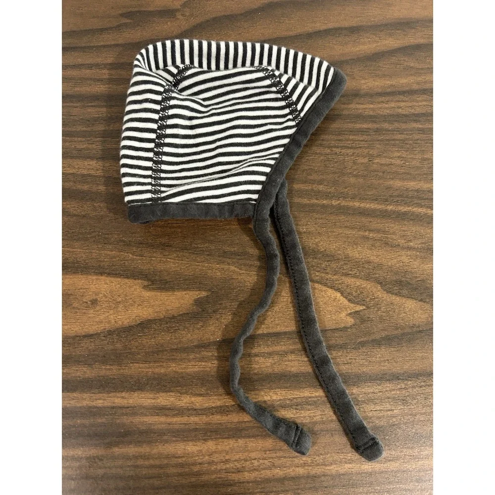 Hanna Andersson Organic Cotton Baby Cap Bonnet XXS Black White Stripe Newborn